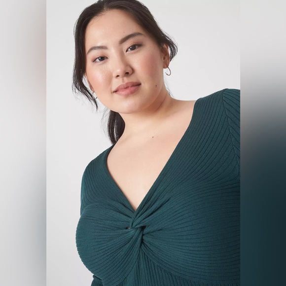 Lane Bryant Green Ribbed Knit Twist Front Dress Size 18/20 NWT - Picture 3 of 10